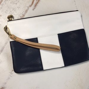 Tommy Hilfiger Clutch with Wristlet Navy & White